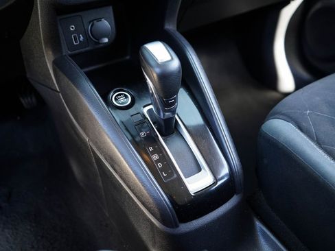 Used 2020 Nissan Kicks S FWD image 33