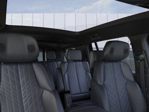 New 2026 Cadillac Escalade IQL Luxury w/ LPO, Floor Liner Package AWD/4WD image 25