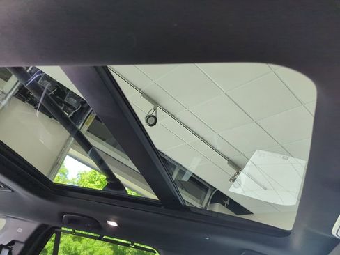 Used 2025 Honda Pilot Black Edition image 50