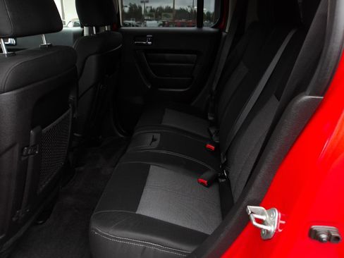 Used 2007 HUMMER H3 w/ Tactical Edition Package image 10