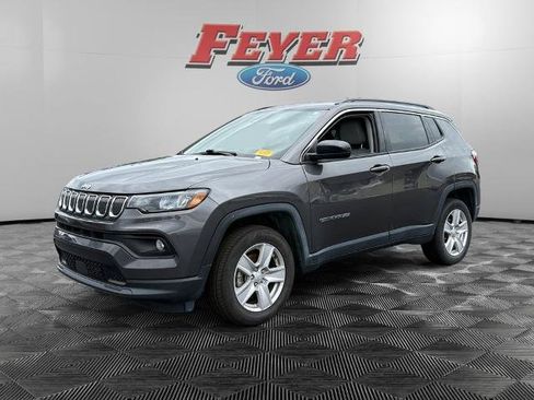 Used 2022 Jeep Compass Latitude AWD/4WD image 1