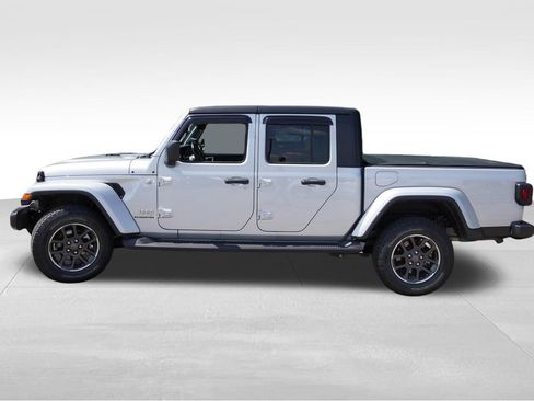 Used 2022 Jeep Gladiator Overland w/ Popular Equipment Package AWD/4WD image 9