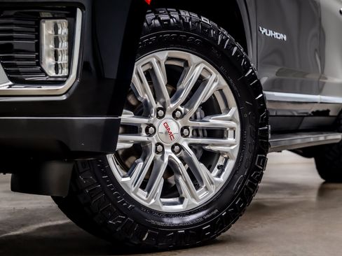 Used 2023 GMC Yukon SLT AWD/4WD image 23