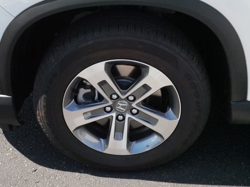 Used 2025 Honda Pilot EX-L image 15