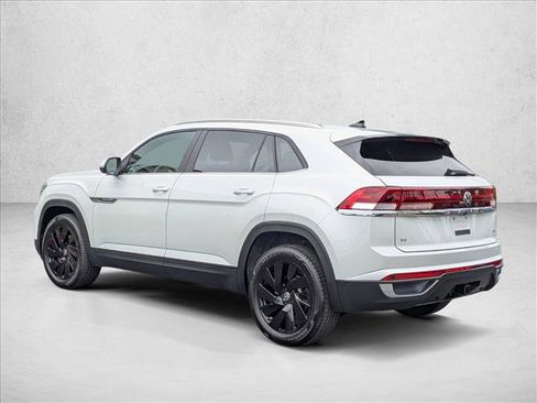 New 2026 Volkswagen Atlas Cross Sport SE image 9