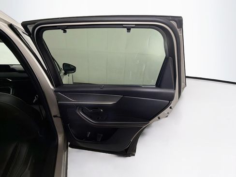 Used 2024 MAZDA CX-90 Plug-In Hybrid w/ Preferred AWD/4WD image 33