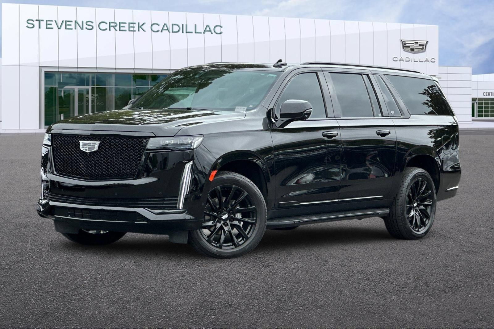 Certified 2023 Cadillac Escalade ESV Sport w/ LPO, ONYX Package AWD/4WD image 7