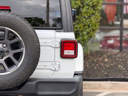 Used 2021 Jeep Wrangler Sport image 16