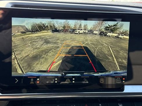 New 2026 GMC Sierra 1500 SLT w/ SLT Premium Plus Package image 17