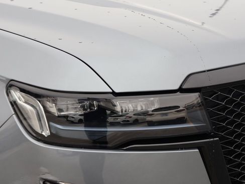 Used 2021 Cadillac Escalade ESV Sport Platinum w/ LPO, ONYX Package image 6