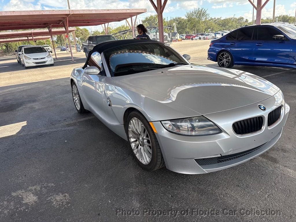 Used 2008 BMW Z4 3.0i RWD image 2