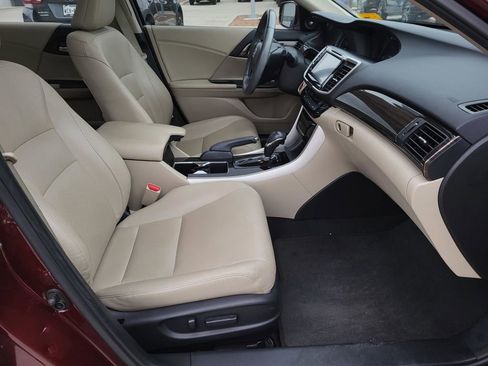 Used 2016 Honda Accord EX-L image 8