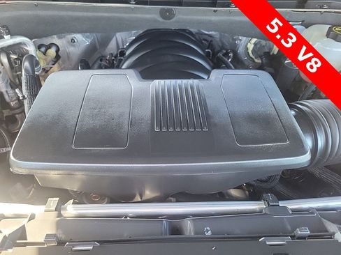 Used 2024 Chevrolet Suburban RST image 12