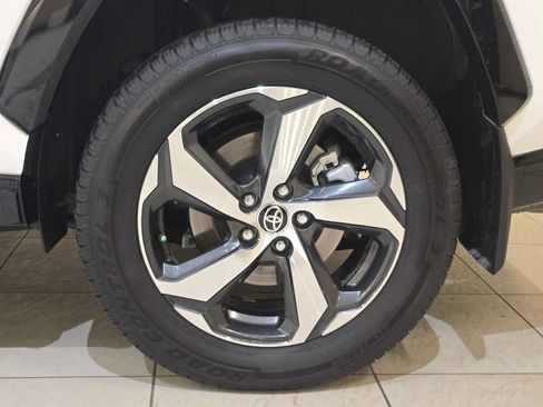 Certified 2022 Toyota RAV4 SE w/ Weather & Moonroof Package AWD/4WD image 8