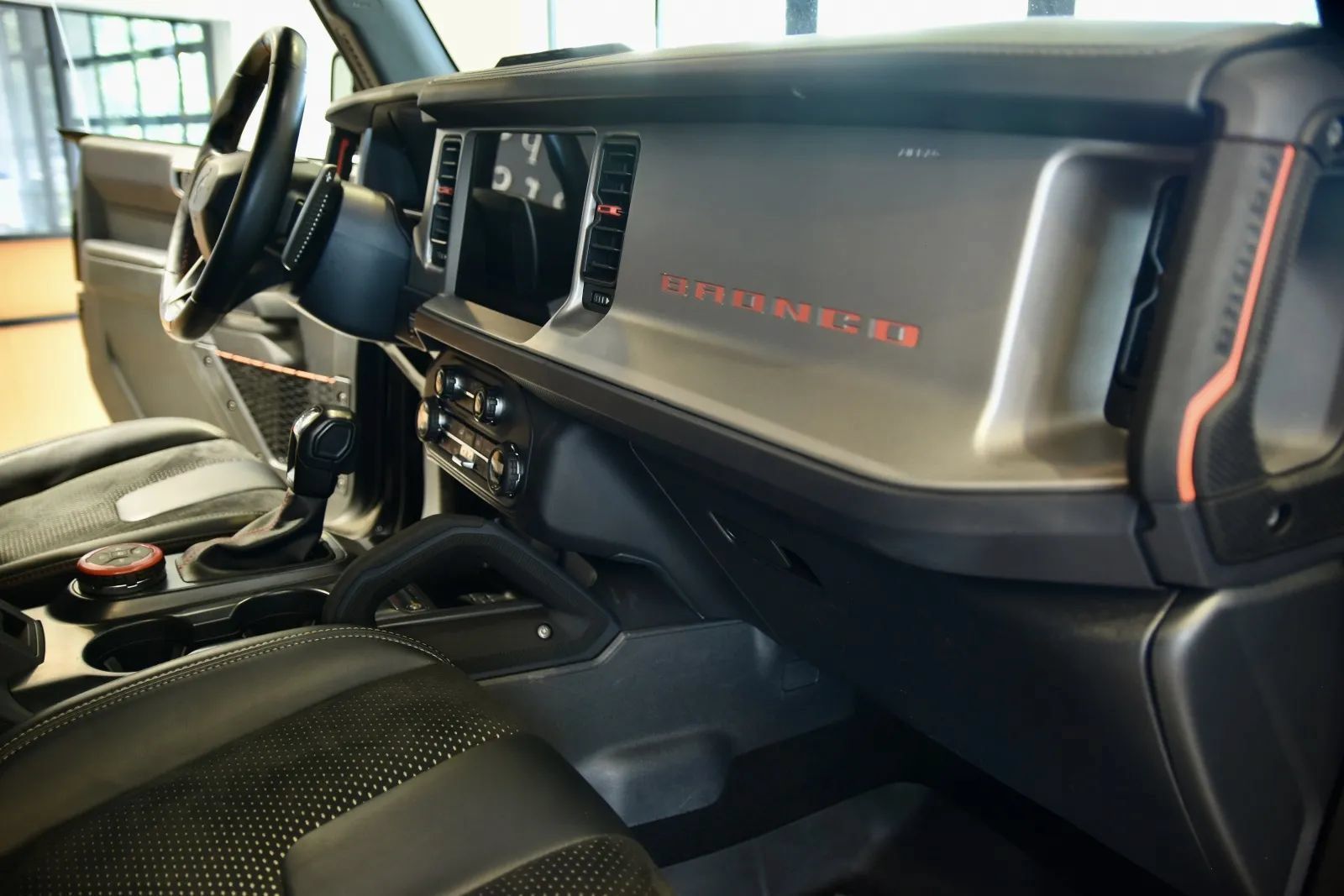 Used 2024 Ford Bronco Raptor AWD/4WD image 31