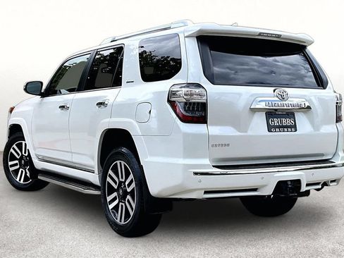 Used 2022 Toyota 4Runner Limited AWD/4WD image 12
