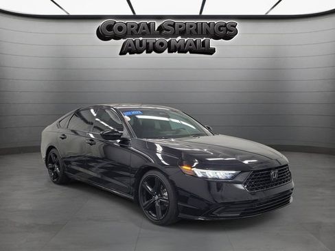 Used 2023 Honda Accord Sport image 1