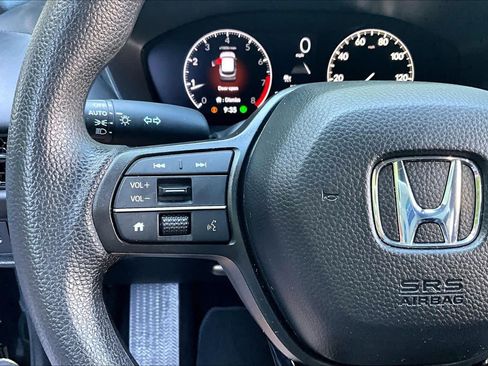 Certified 2026 Honda HR-V LX image 55