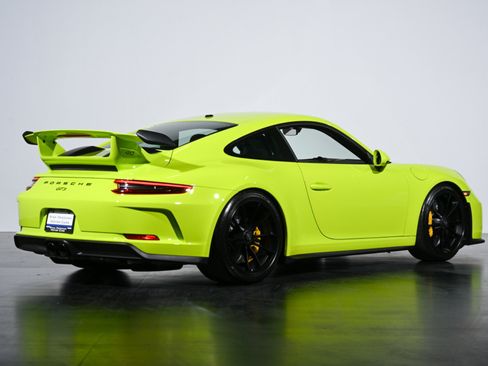 Used 2018 Porsche 911 GT3 RWD image 3