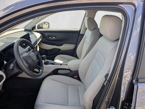 New 2026 Honda HR-V LX image 4