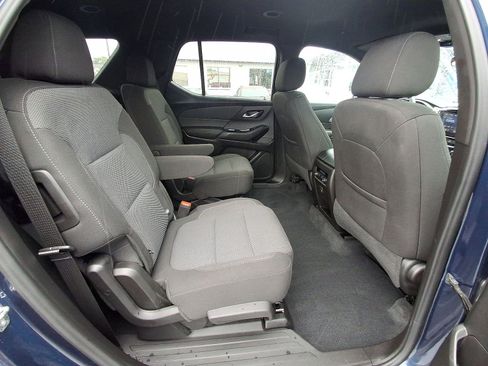 Certified 2023 Chevrolet Traverse LT image 32