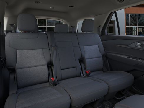 New 2026 Ford Explorer Active RWD image 11