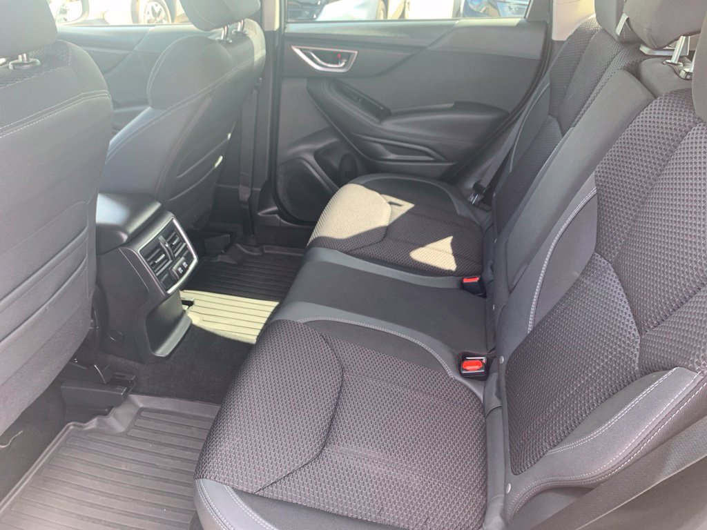 Used 2023 Subaru Forester Premium AWD/4WD image 19