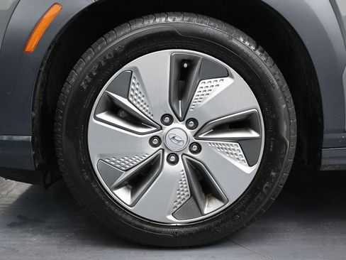 Used 2021 Hyundai Kona Ultimate image 12