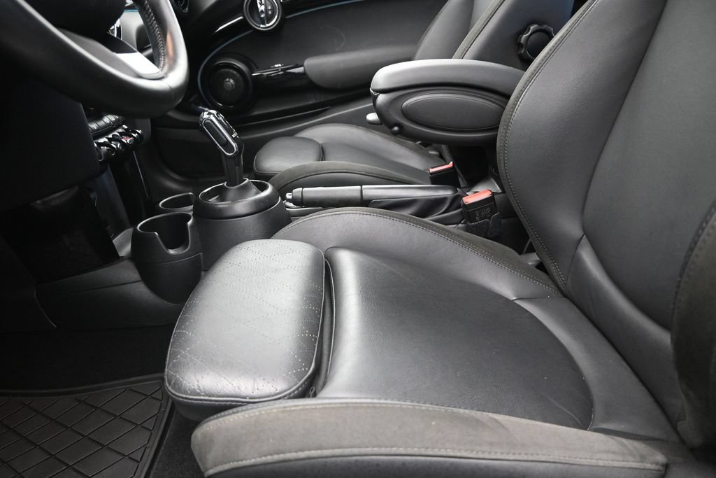 Used 2024 MINI Cooper S FWD image 13
