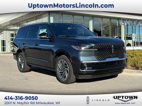 New 2025 Lincoln Navigator Reserve image 1