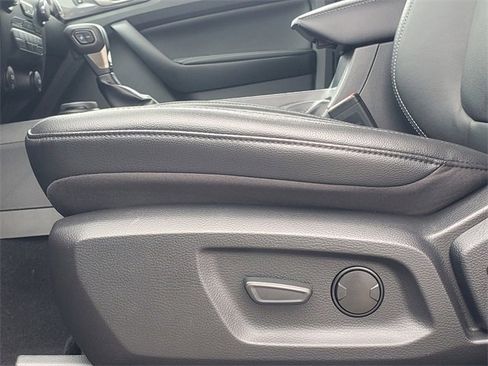 Used 2023 Ford Ranger Lariat w/ Technology Package image 13