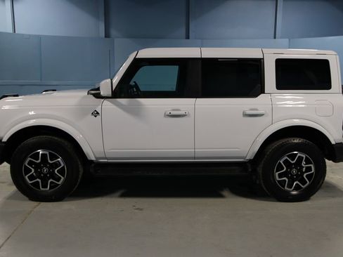 Used 2025 Ford Bronco Outer Banks image 27