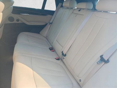 Used 2018 BMW X5 xDrive35d image 12