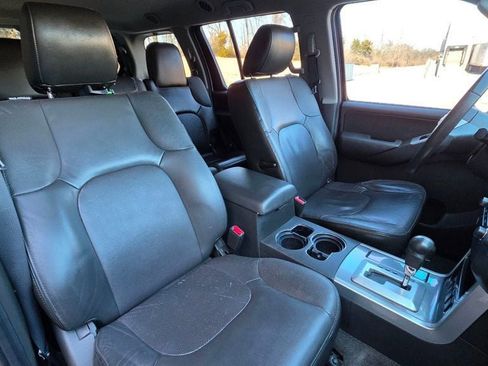 Used 2012 Nissan Pathfinder Silver image 37