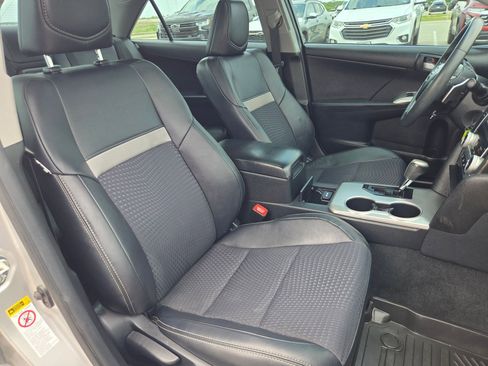 Used 2012 Toyota Camry SE FWD image 24