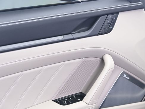 Certified 2025 Porsche 911 Carrera S RWD image 26