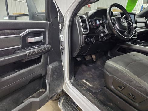 Used 2024 RAM 2500 Big Horn w/ Off Road Package AWD/4WD image 25