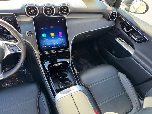 Certified 2025 Mercedes-Benz GLC 300 image 18