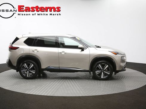 Used 2022 Nissan Rogue SL w/ SL Premium Package image 65