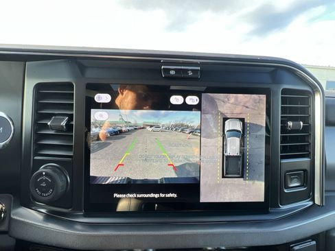 New 2025 Ford F250 Platinum image 19