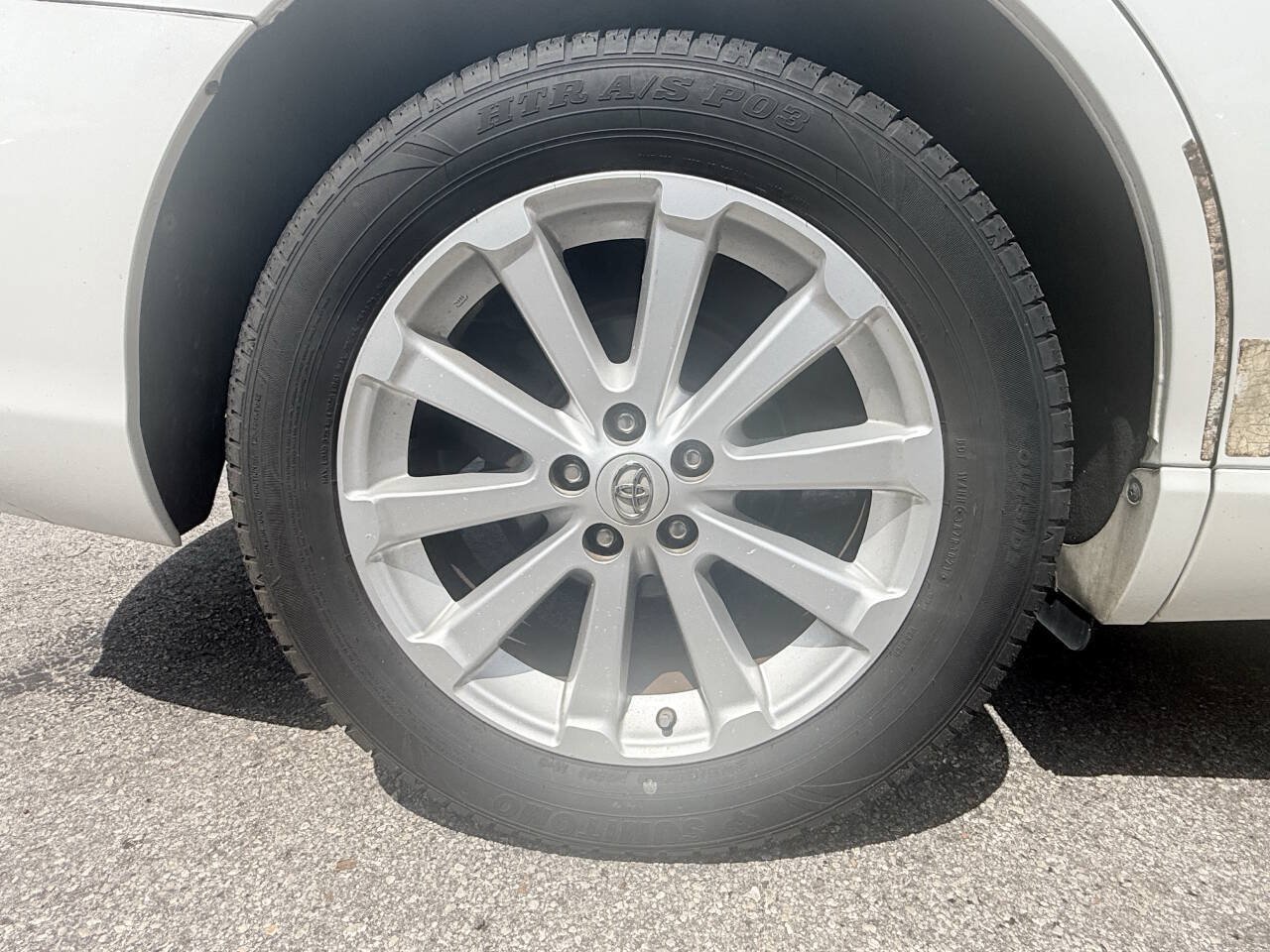 Used 2010 Toyota Venza FWD image 22