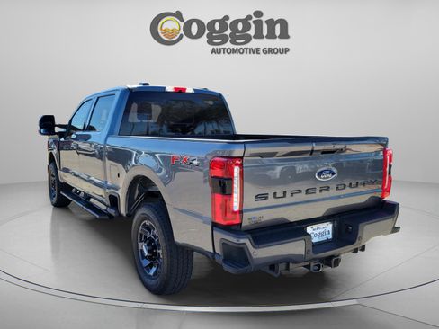 Used 2024 Ford F250 Lariat w/ Sport Appearance Package image 3