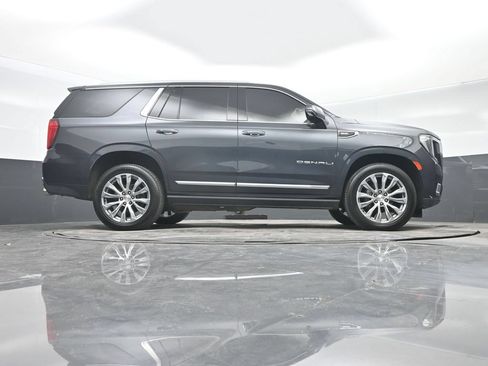 Used 2021 GMC Yukon Denali w/ Denali Premium Package AWD/4WD image 31
