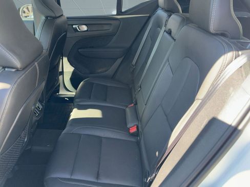 Certified 2024 Volvo XC40 B5 Core w/ Protection Package Premier image 14