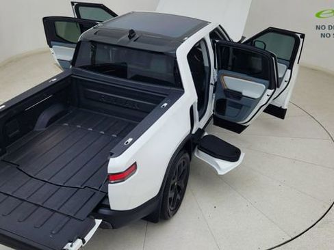 Used 2025 Rivian R1T Premium AWD/4WD image 84