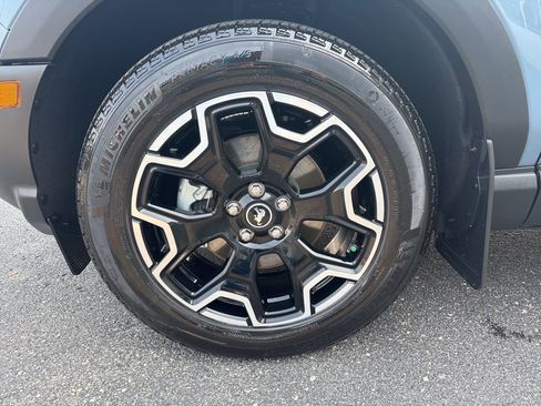 Used 2025 Ford Bronco Sport Outer Banks w/ Outer Banks Tech Package+ image 15