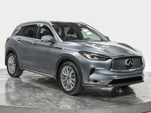 Used 2025 INFINITI QX50 Luxe AWD/4WD image 9