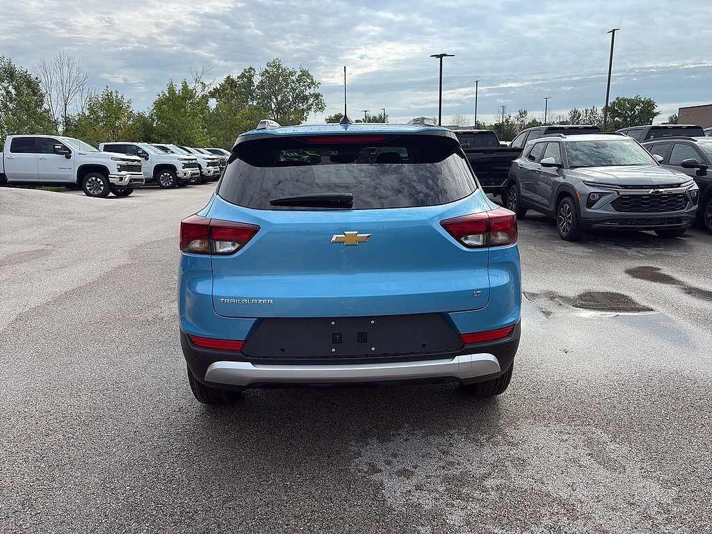 New 2026 Chevrolet TrailBlazer LT w/ Convenience Package FWD image 4