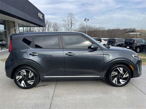 Used 2025 Kia Soul GT-Line w/ Option Group 015 image 5