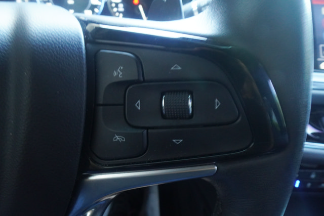 Used 2023 Buick Enclave Premium w/ Experience Buick Package FWD image 12